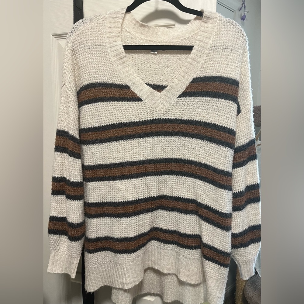AE sweater